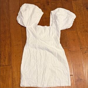 Chic White Puff Sleeve Mini Dress